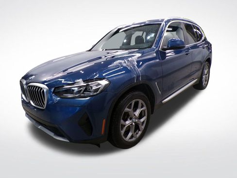 Used 2024 BMW X3 xDrive30i w/ Premium Package AWD/4WD image 2