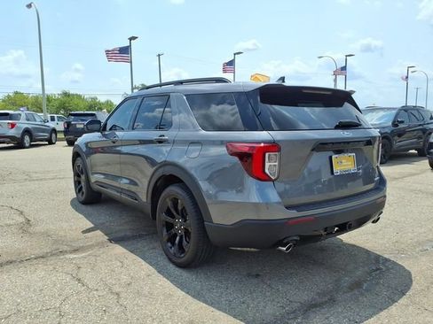 Certified 2024 Ford Explorer ST-Line w/ Class IV Trailer Tow Package AWD/4WD image 5