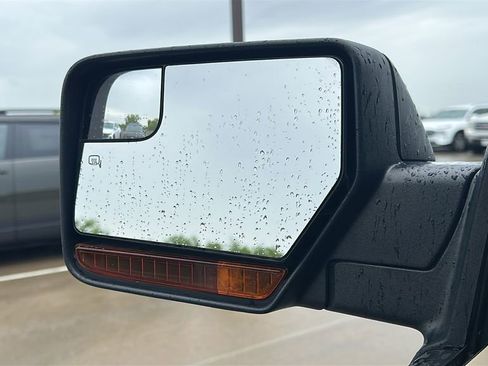 Used 2014 Ford Expedition XLT w/ Equipment Group 202A image 19