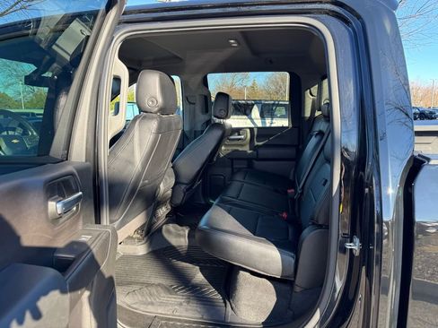 Used 2020 Chevrolet Silverado 2500 LT w/ Convenience Package image 18