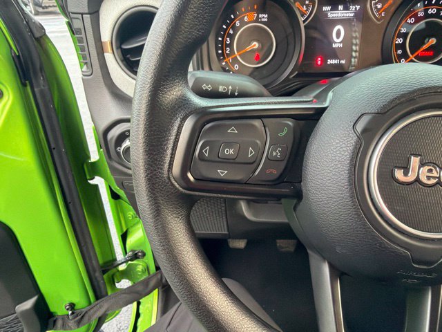 Used 2025 Jeep Wrangler Sport AWD/4WD image 19