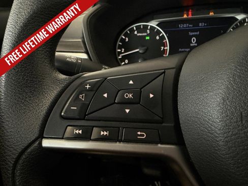 Used 2024 Nissan Altima 2.5 SV FWD image 32