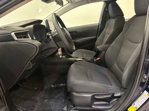 Used 2022 Toyota Corolla LE image 19