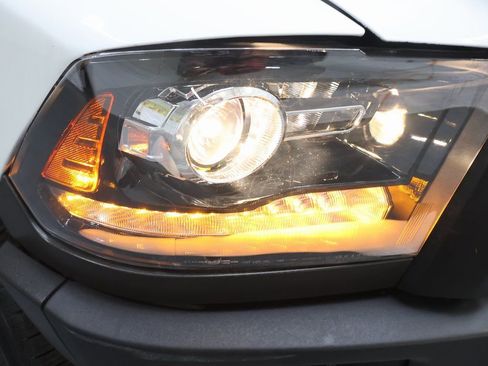 Used 2021 RAM 1500 Classic Warlock image 25