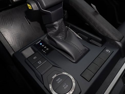 New 2026 Toyota Tacoma SR5 image 15