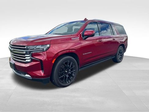 Used 2023 Chevrolet Suburban High Country AWD/4WD image 1