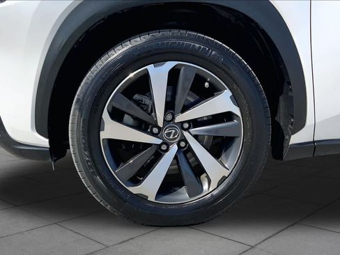 Used 2018 Lexus NX 300 FWD w/ Premium Package image 11