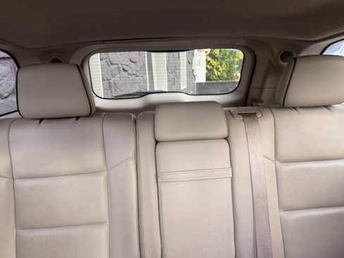 Used 2014 Jeep Grand Cherokee Overland w/ Advanced Technology Group AWD/4WD image 19