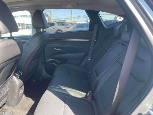 Used 2022 Hyundai Tucson Limited image 12