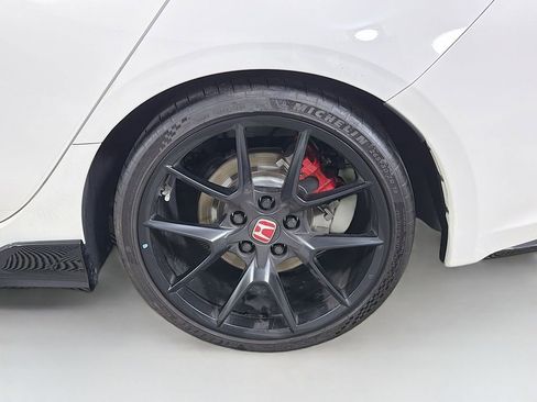 Used 2025 Honda Civic Type R image 32