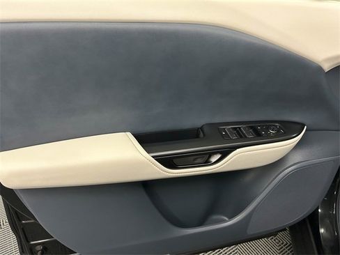 Certified 2023 Lexus RZ 450e Premium image 9