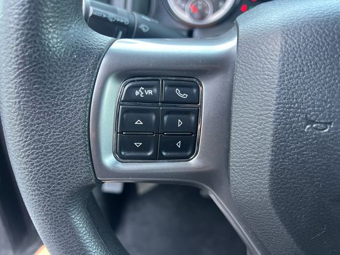 Used 2024 RAM 1500 Warlock RWD image 25