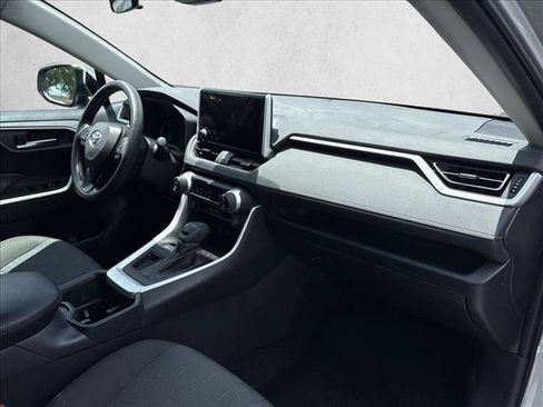 Certified 2025 Toyota RAV4 XLE FWD image 23