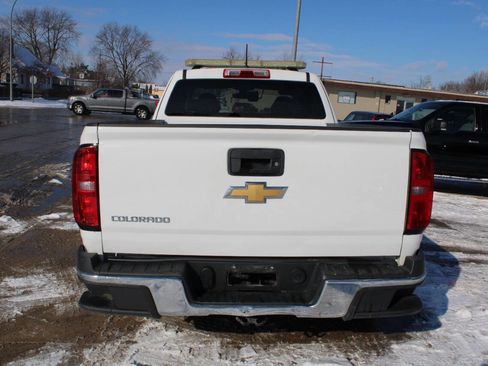 Used 2018 Chevrolet Colorado W/T image 4