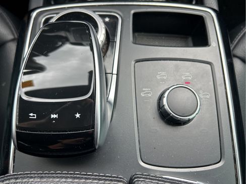 Used 2018 Mercedes-Benz GLE 350 image 33