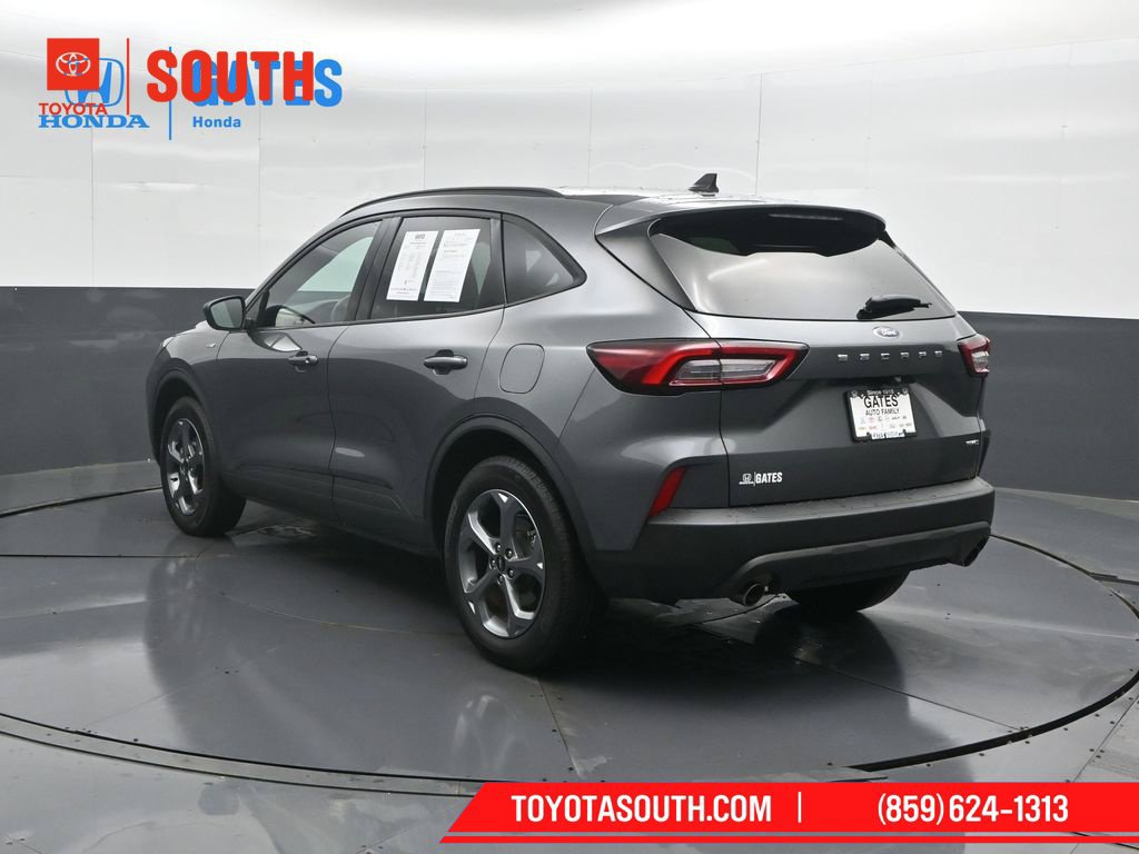 Used 2025 Ford Escape ST-Line AWD/4WD image 8