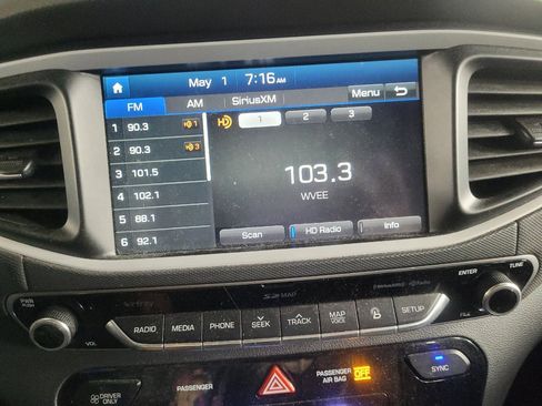 Used 2017 Hyundai Ioniq Limited w/ Ultimate Package 03 FWD image 25