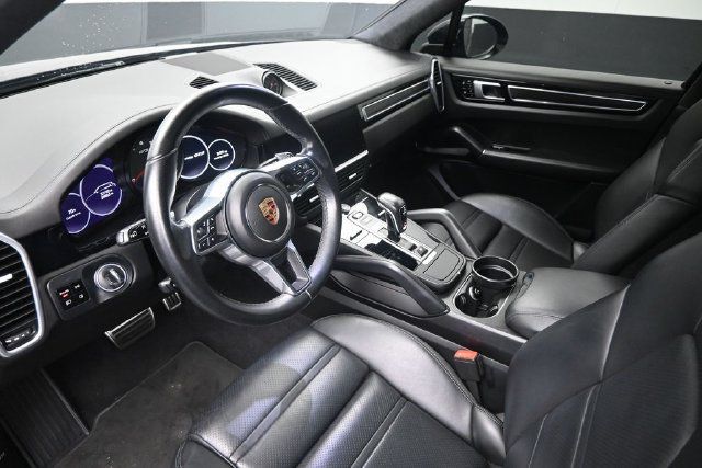 Used 2021 Porsche Cayenne GTS AWD/4WD image 16