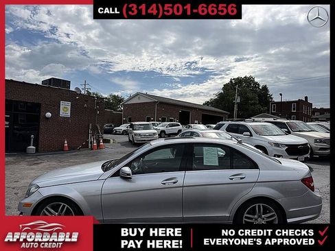Used 2012 Mercedes-Benz C 300 4MATIC Sedan image 2
