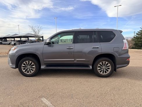 Used 2017 Lexus GX 460 Luxury image 6