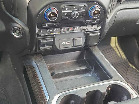 Used 2021 Chevrolet Silverado 1500 LT Trail Boss w/ Convenience Package II image 27