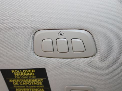 Used 2020 Lincoln Corsair FWD w/ Premium Package image 33