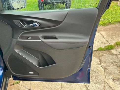 Used 2022 Chevrolet Equinox RS w/ RS Leather Package image 22