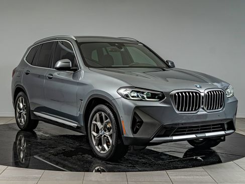 Used 2024 BMW X3 xDrive30i w/ Convenience Package AWD/4WD image 3