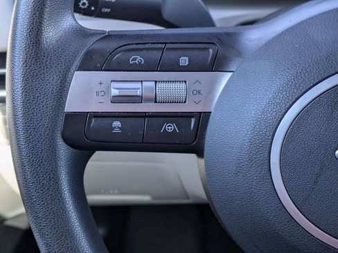 Certified 2025 Hyundai Tucson SEL FWD image 24
