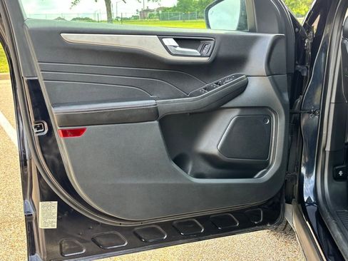 Used 2021 Ford Escape SEL FWD image 22