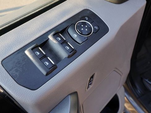 Used 2018 Ford F150 XLT w/ Equipment Group 302A Luxury image 38