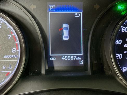 Used 2024 Toyota Camry SE image 18