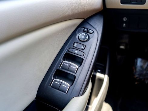 Used 2018 Honda Accord LX image 22
