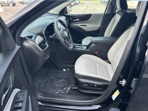 Certified 2023 Chevrolet Equinox LS w/ LS Convenience Package AWD/4WD image 9
