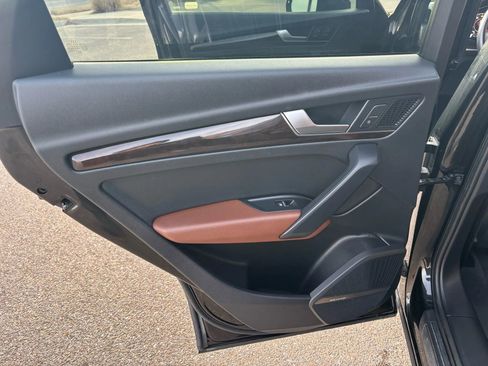 Used 2018 Audi Q5 2.0T Premium Plus w/ Premium Plus Package image 20