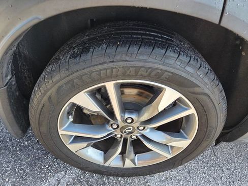 Used 2023 INFINITI QX60 Luxe w/ Performance Audio Package FWD image 22