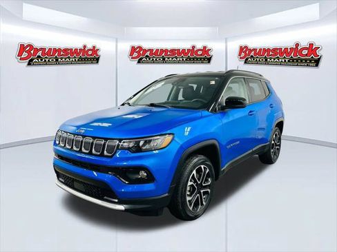 Certified 2022 Jeep Compass Limited image 3