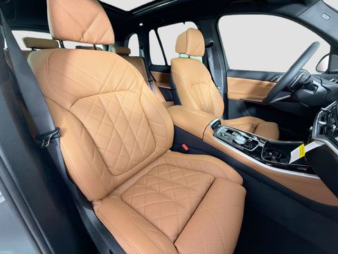 New 2026 BMW X5 xDrive50e image 29