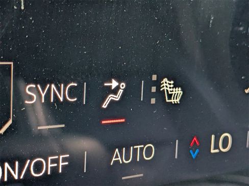 Used 2025 GMC Yukon Denali image 18