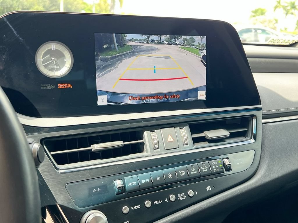 Certified 2024 Lexus ES 350 w/ Premium Package FWD image 16