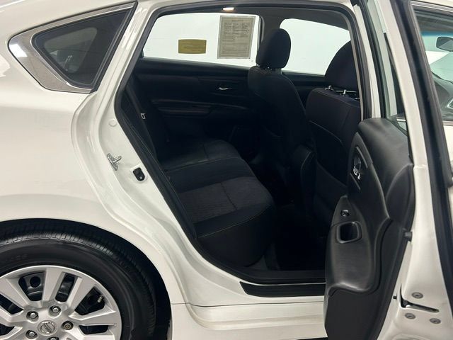 Used 2017 Nissan Altima 2.5 S w/ Power Driver Seat Package FWD image 22
