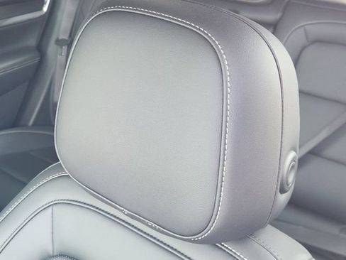 Used 2026 GMC Terrain Elevation w/ Elevation Premium Package image 24