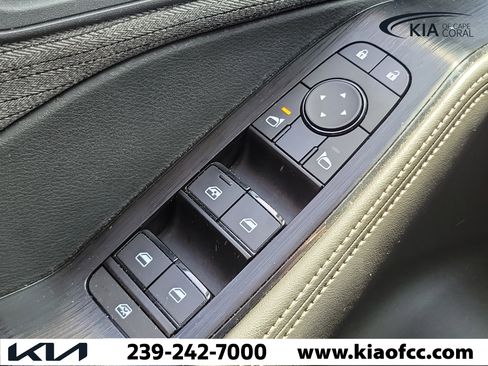 Used 2022 Nissan Rogue SV image 21