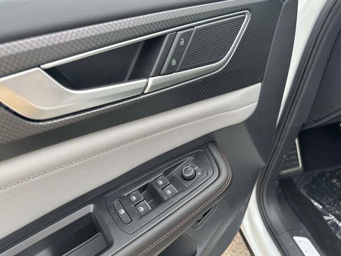 New 2026 Volkswagen Atlas Peak Edition AWD/4WD image 14