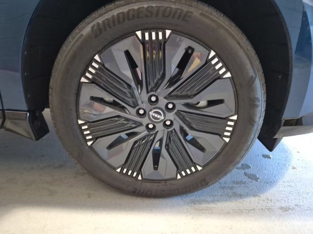 Certified 2025 Nissan Murano Platinum w/ Cargo Package AWD/4WD image 31