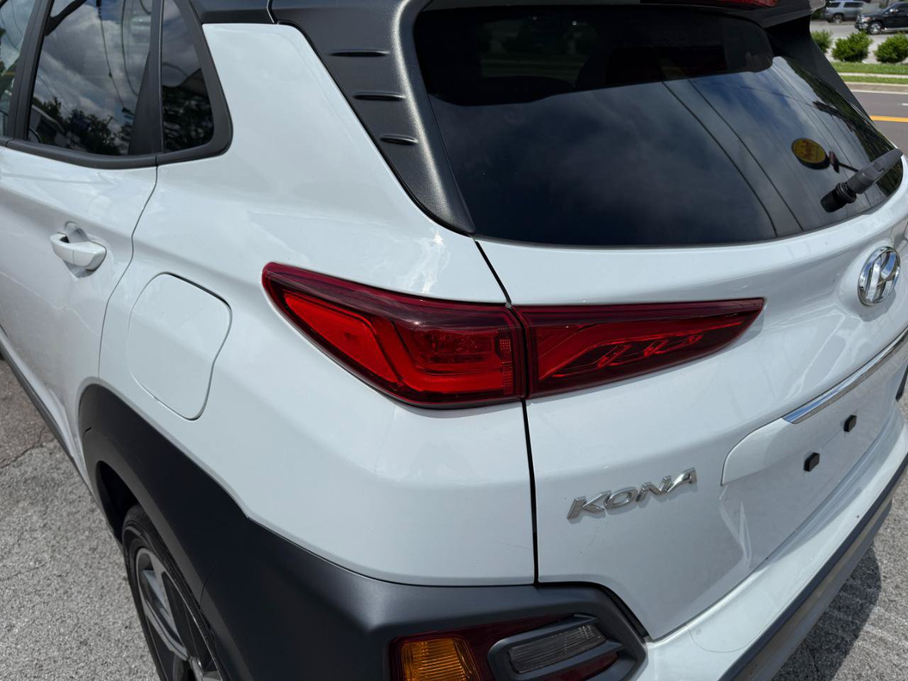 Used 2019 Hyundai Kona Ultimate w/ Cargo Package AWD/4WD image 38