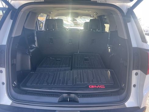 Used 2019 GMC Acadia SLT image 9