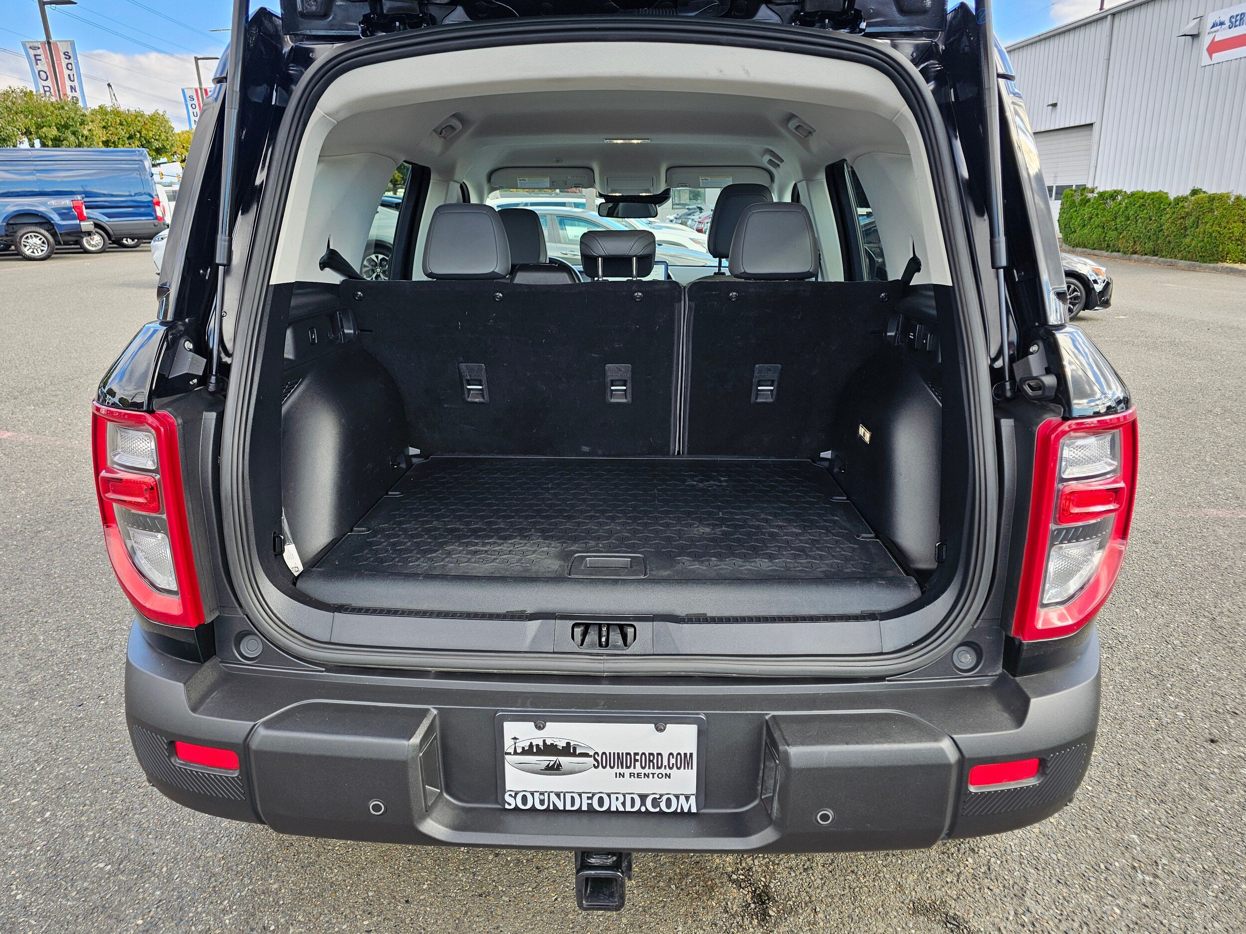 Used 2025 Ford Bronco Sport Badlands AWD/4WD image 10