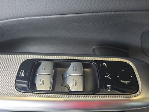 Certified 2026 Mercedes-Benz GLC 300 image 31