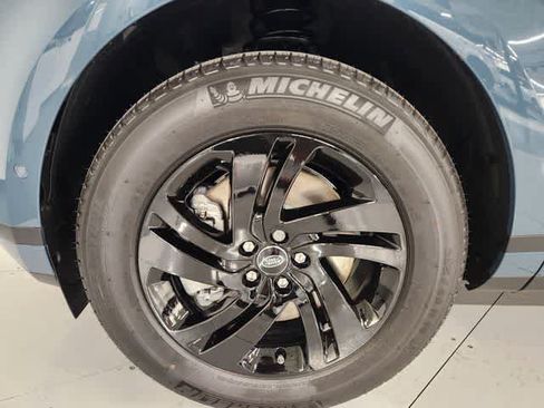 Used 2026 Land Rover Range Rover Evoque S AWD/4WD image 9